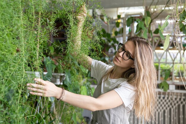 vertical gardening 